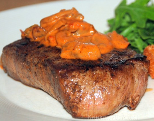 Gebakken châteaubriand met Stroganoffsaus